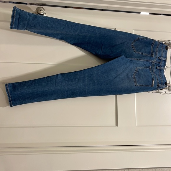 Tommy Bahama, size 0 x 29, medium wash - Picture 5 of 6